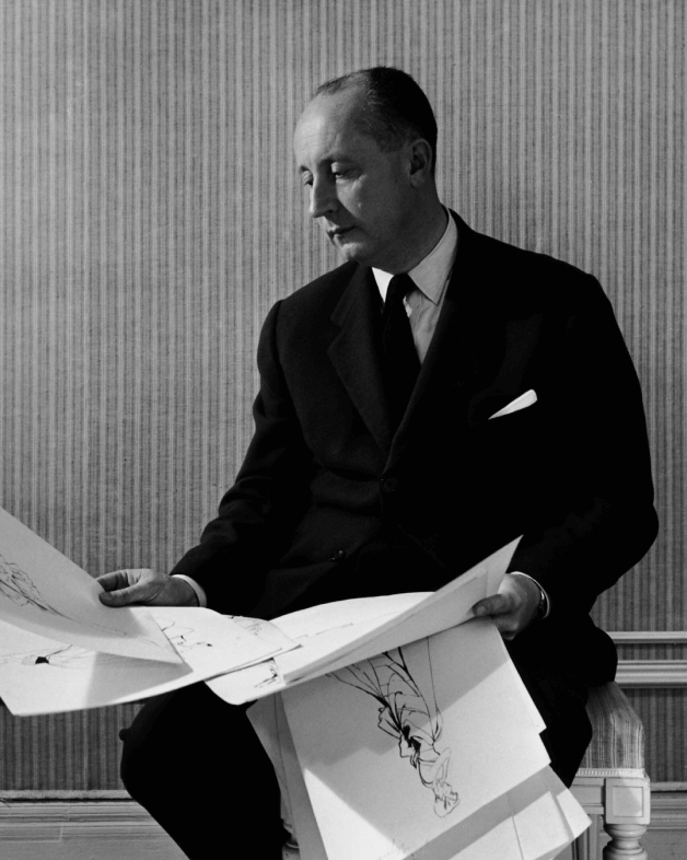 THE BEGINNING OF<br>DIOR MEN TAILORING